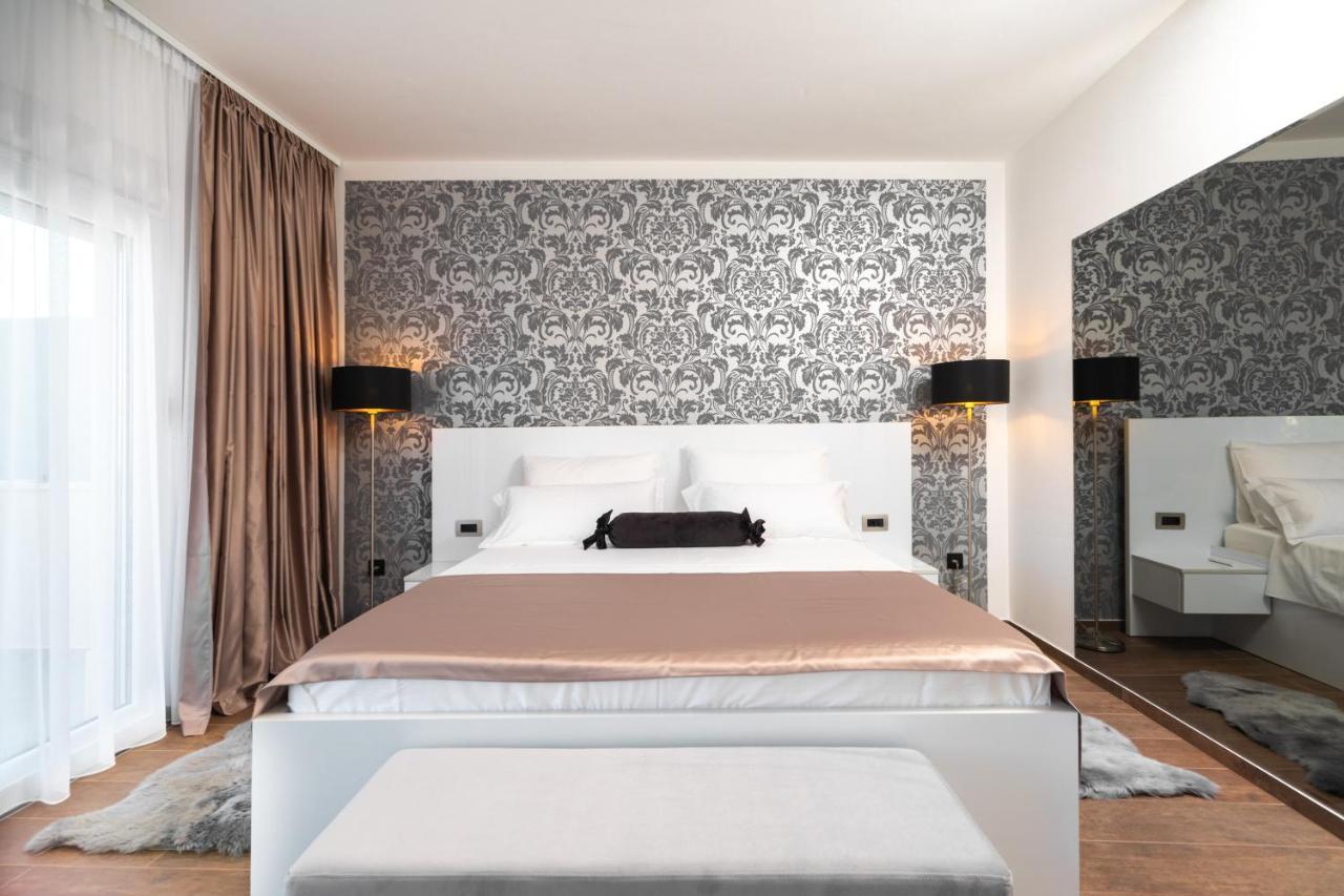 Wish Apartments Zrnovo Eksteriør bilde